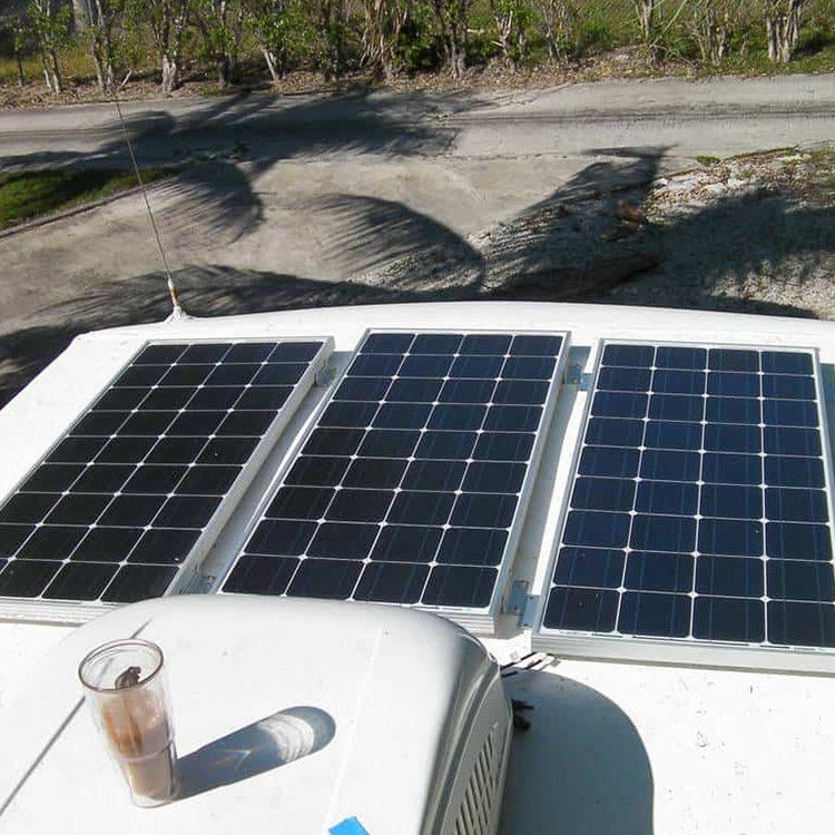 Panneaux photovoltaïques à film mince monocristallins à cellules solaires à tension réduite 250 Watt 18 V 30 V 36 V pour l'énergie des véhicules de stationnement