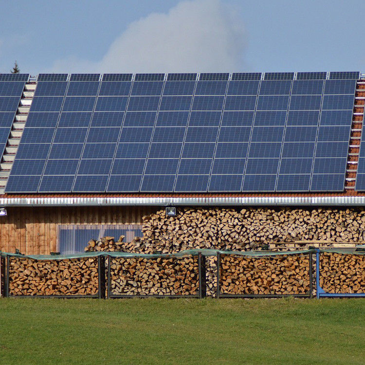 Panneau solaire mono noir de 400w Cellules photovoltaïques de 210 mm pour système solaire résidentiel